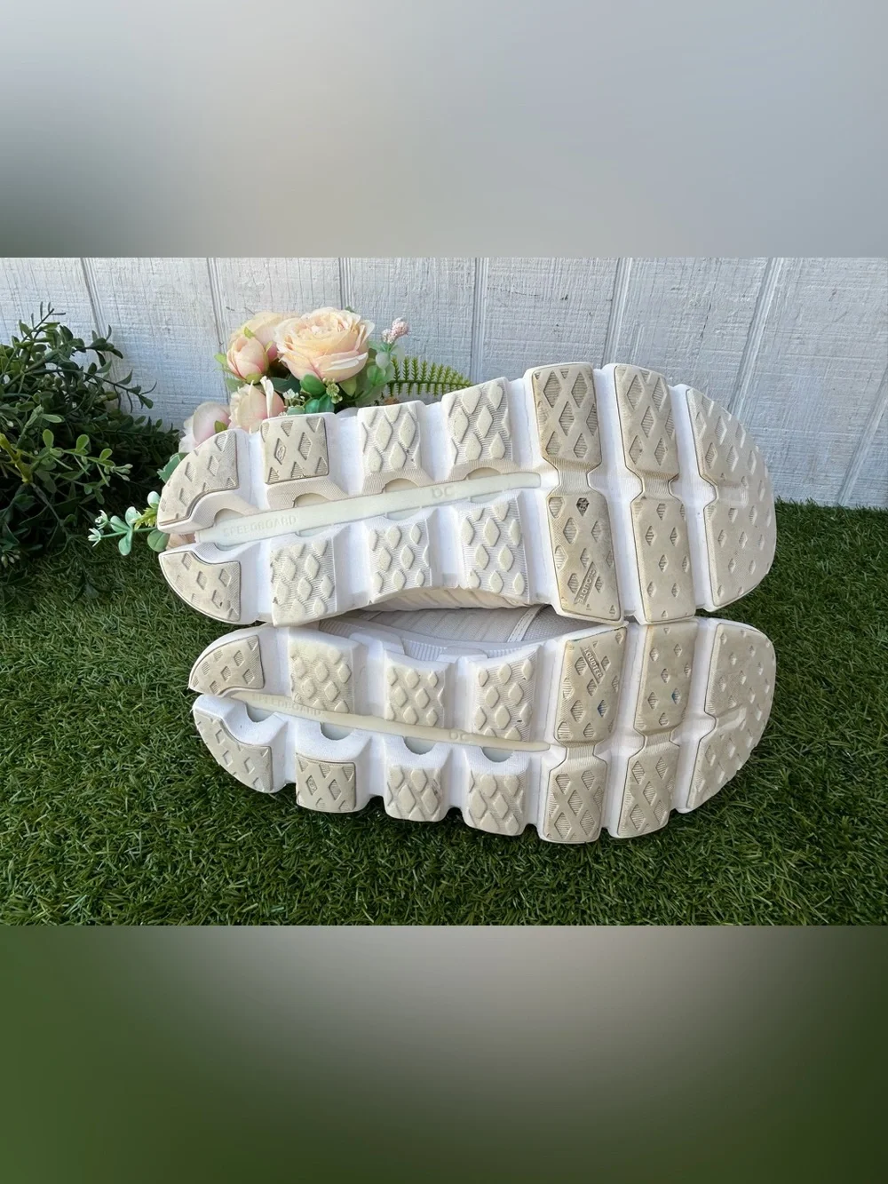 On Running Cloudswift 3 AD Sneakers white women size 9 preowned